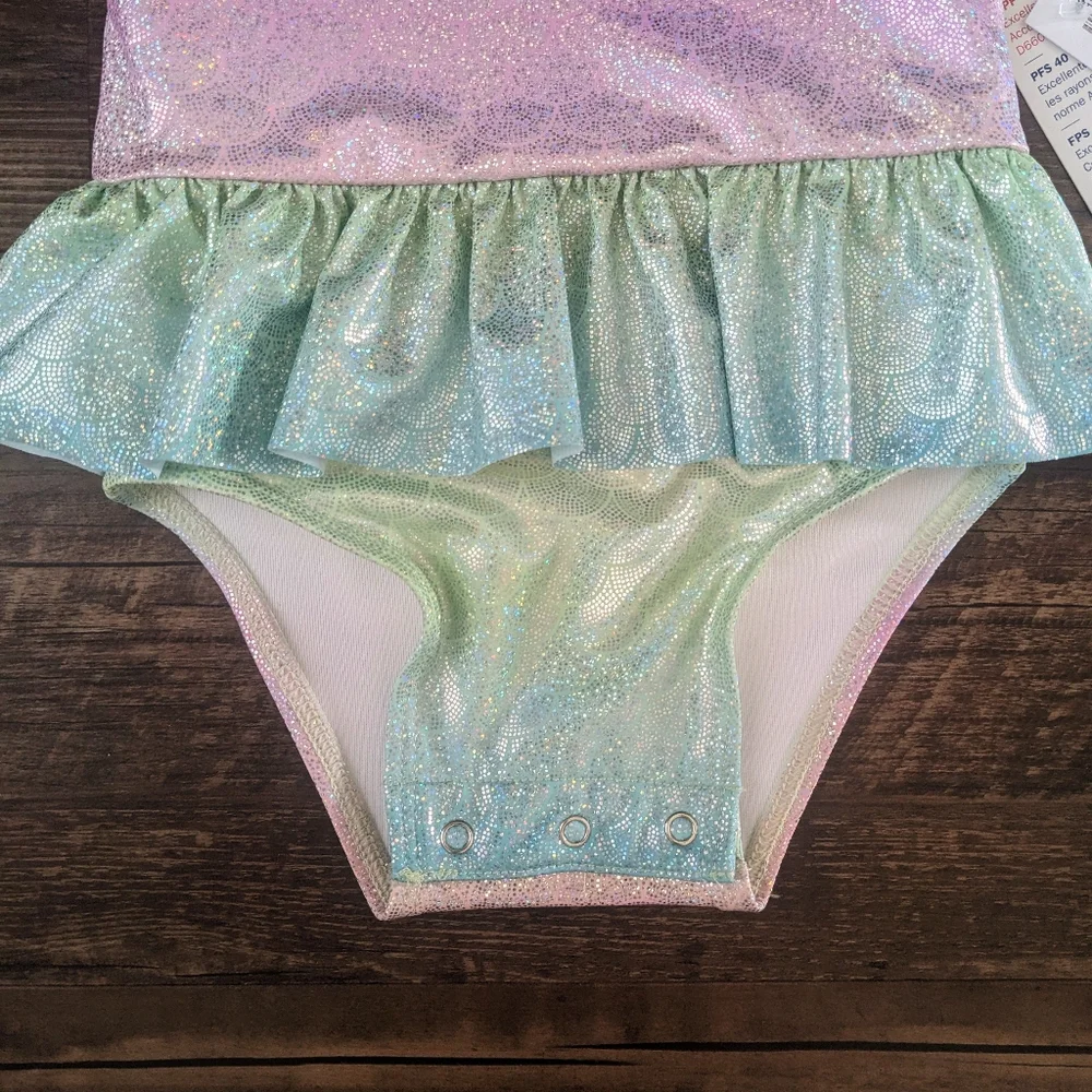 NWT Old Navy Swimsuit